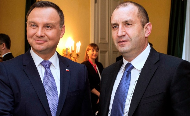 Президентът Румен Радев се обяви за отмяна на санкциите срещу