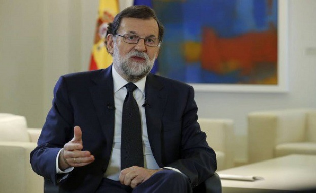Испанският премиер Мариано Рахой призова каталунския лидер Карлес Пучдемон да