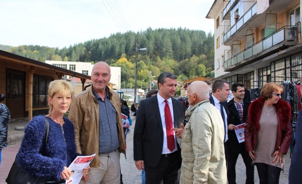 Зам председателят на ПГ на БСП за България Драгомир Стойнев бе