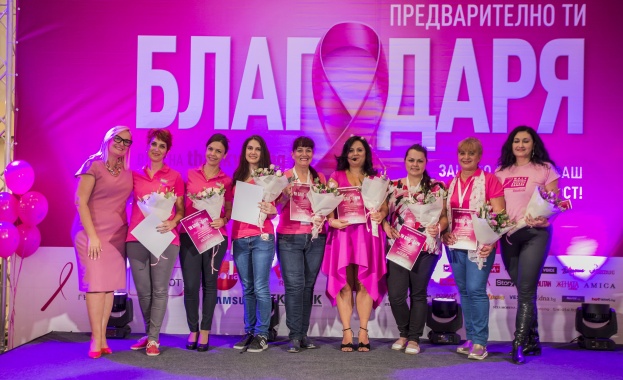 Любими български звезди пяха в благотворителния концерт с мото Благодаря