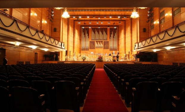 В понеделник вечер на 9 октомври Софийската филхармония открива сезона