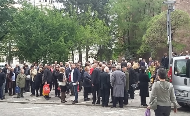 Жителите на столичния квартал Враждебна протестират заради замърсяване причинено от