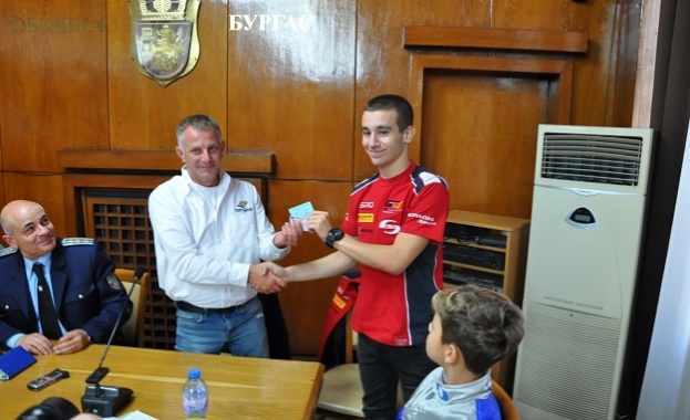 За осигуряване безопасното провеждане на мащабното автомобилно състезание Писта Бургас