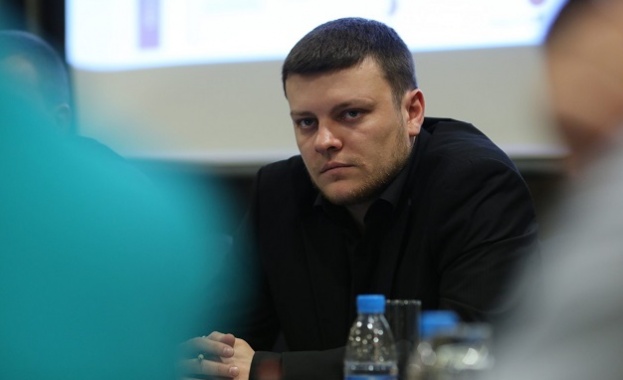 Младите хора няма къде да учат в Северозападна България Младите хора няма къде да учат в Северозападна България