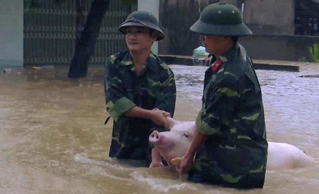 Най малко 40 души са загиналите и други 22 са изчезнали