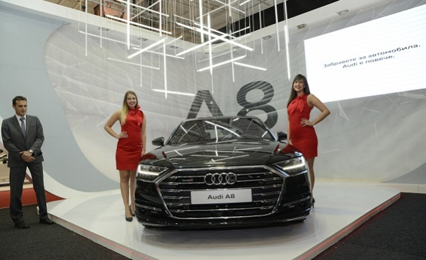 По време на Автомобилен салон София 2017, Audi представя флагмана