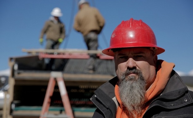 Ексклузивна двучасова премиера на поредицата ще бъде излъчена на 17