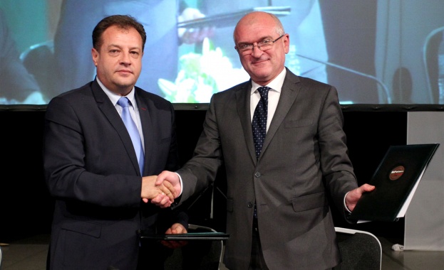 Председателят на парламента Димитър Главчев подписа Споразумение за сътрудничество между