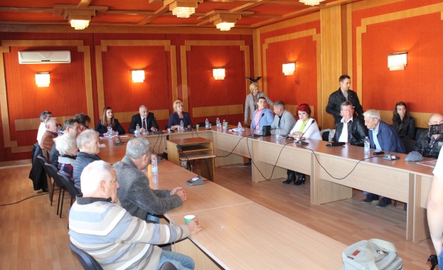 В Хасково се проведе среща разговор на тема Социални аспекти на