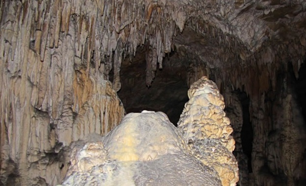 Пещерата Добростански бисер над Асеновград вече ще може да се
