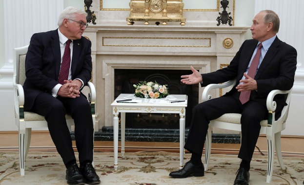Президентите на Русия Владимир Путин и Германия Франк Валтер Щайнмайер