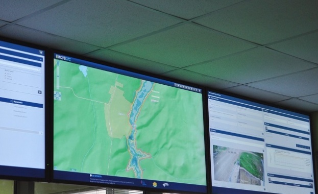 Системата за постоянен мониторинг на реките не само работи но