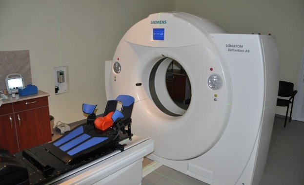 Пуснат е в експлоатация новият скенер за радиационна хирургия компютърен
