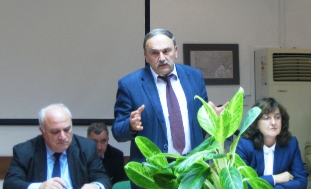 ЕНЕРГО ПРО поддържа ефективно сътрудничество с техническите университети в Североизточна България