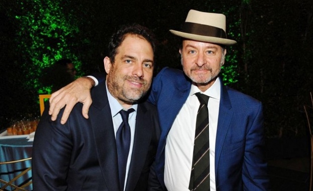 Актрисите Наташа Хенстридж и Оливия Мън а също още четири