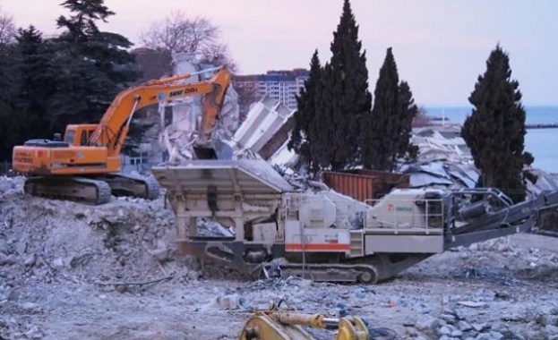 Във Варна започва делото по случая с рухналия хотел Вероника