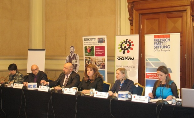 До 30 септември тази година са подадени 370 молби за