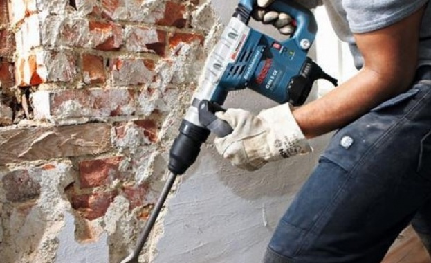 Когато ви предстоят сериозни строителни дейности у дома може всички