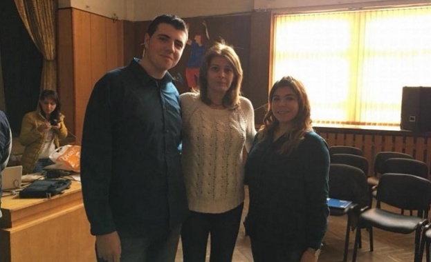 Съпругата на президента посети инкогнито Велико Търново за да се
