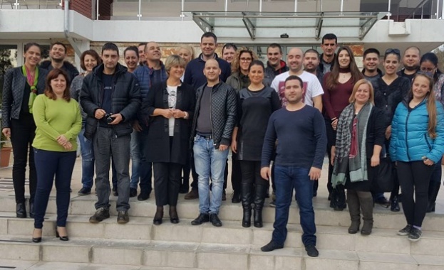 Депутатите Весела Лечева и Кристина Сидорова инициираха съвместно обучение на