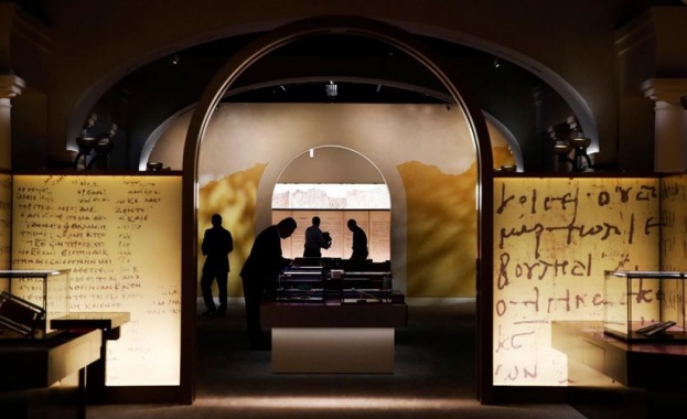 Музей на Библията отвори врати във Вашингтон Той е изцяло