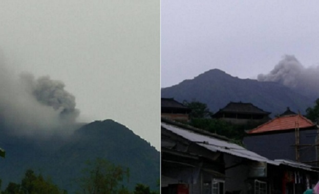 Действащият вулкан Агунг на туристическия остров Бали в Индонезия бълва