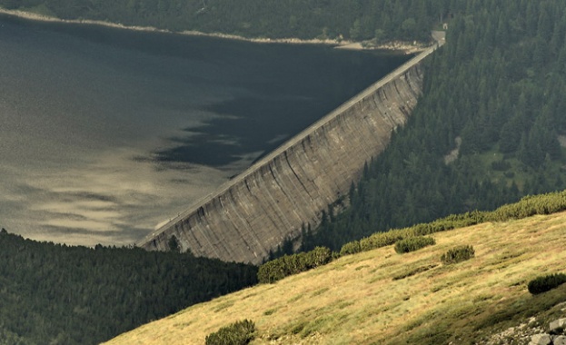 Използвам случая имам писмо от главния прокурор във връзка с