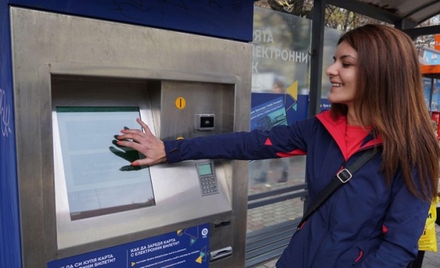 Новата автоматизирана билетна система в градския транспорт на Варна беше