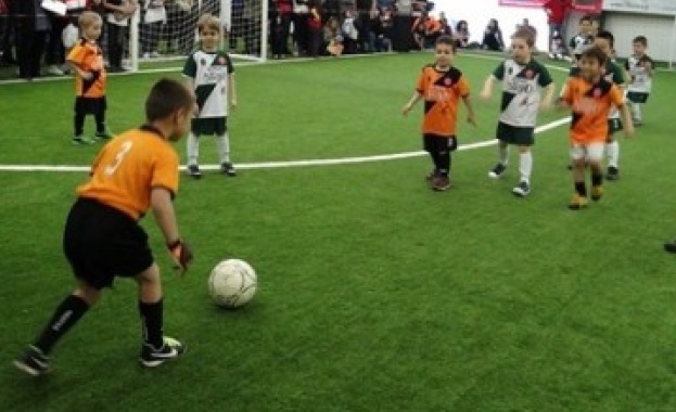 Очакваният от много малчугани и родители детски турнир по футбол