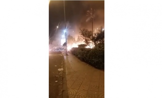 Сблъсъци между мигранти и местни жители избухнаха вчера вечерта в