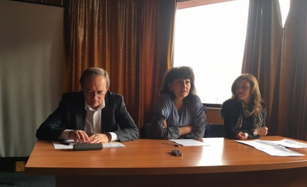 В Смолян продължава кръгла маса Насилието през очите на жената