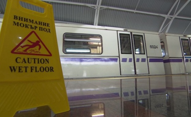 Mетростанция Летище София която е в експлоатация от 2015 г