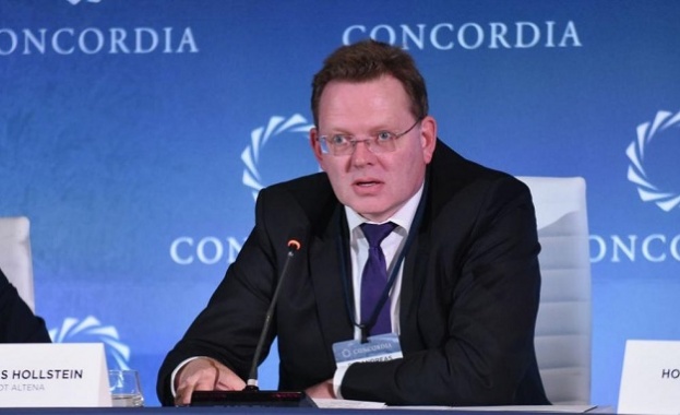 Кметът на малък град в Германия известен с либералната си