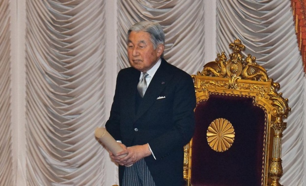 Японският император Акихито ще се отрече от престола на 30