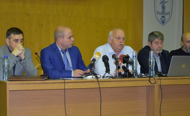 През 2018 г ще стартират тръжните процедури за изграждането на