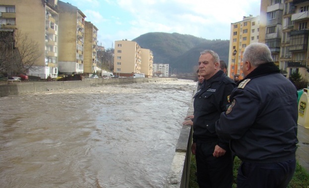 Зам министър Стефан Балабанов заедно с директора на ОД МВР Смолян старши