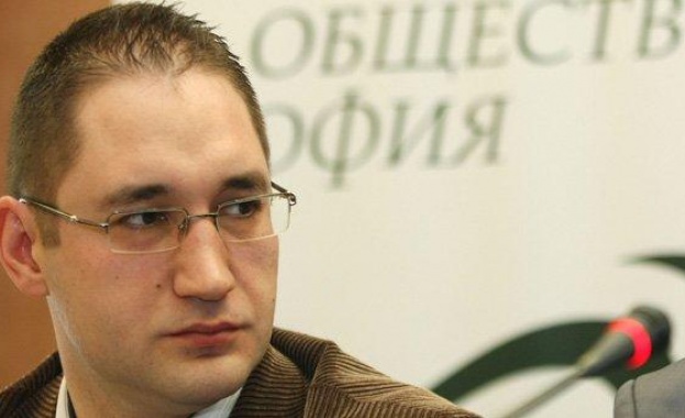 Първо повишение на суверенния кредитен рейтинг на България от 11