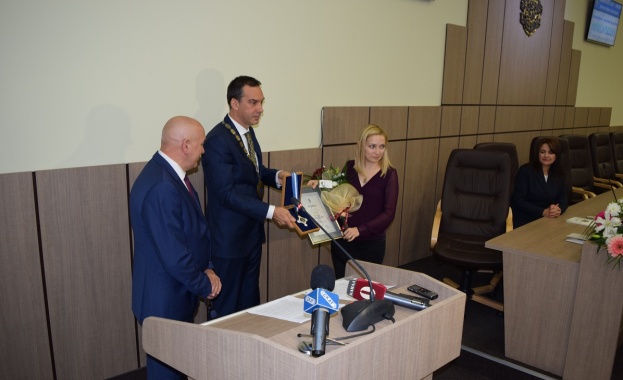 По време на тържествената сесия на местния парламент в Бургас