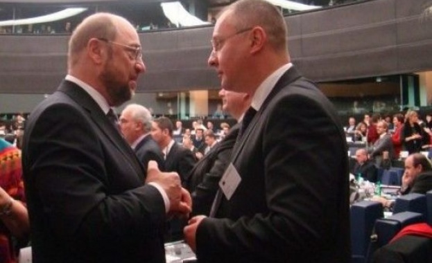Председателят на Партията на европейските социалисти Сергей Станишев пристигна в