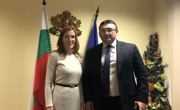 Министърът на туризма Николина Ангелкова проведе работна среща с главния