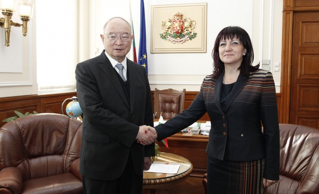 Развитието и задълбочаването на отношенията между България и Китай в