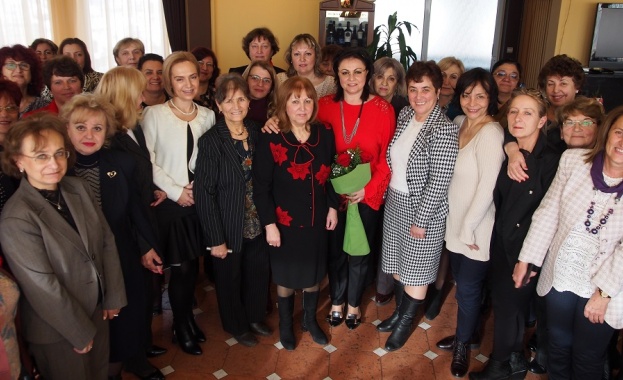 Обединението на жените социалистки в БСП отчете кампанията си Жените