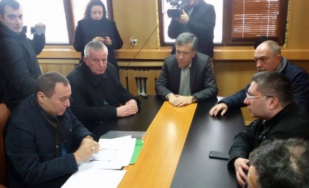 В Хитрино държавата направи повече от това което има разписано