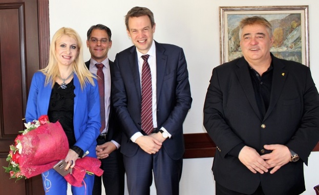 Зам.-министърът на правосъдието Дедислава Ахладова се срещна днес с председателя
