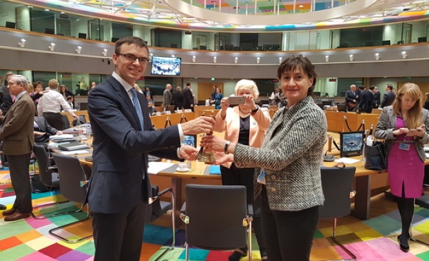 България пое символично от Естония ротационното председателство на Съвет Общи