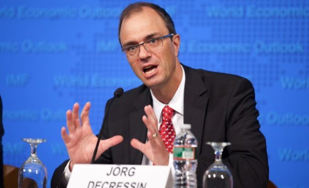 Йорг Декресин, ръководителят на мисията на Международния валутен фонд (МВФ)