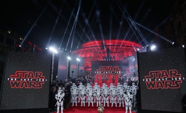 Както и се очакваше най новият филм от сагата Междузвездни войни