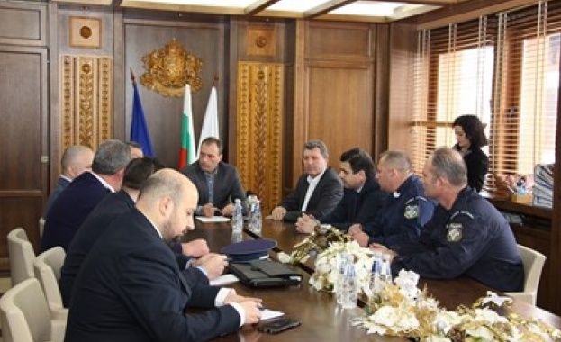 От днес в Банско започват да патрулират допълнителни полицейски сили