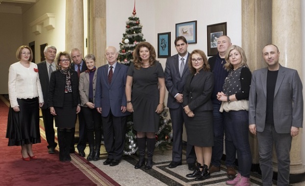 Първата си среща проведе Общественият съвет за българите в чужбина
