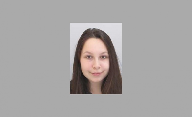 05 РУ СДВР издирва 15 годишната Виктория Недялкова Момичето е